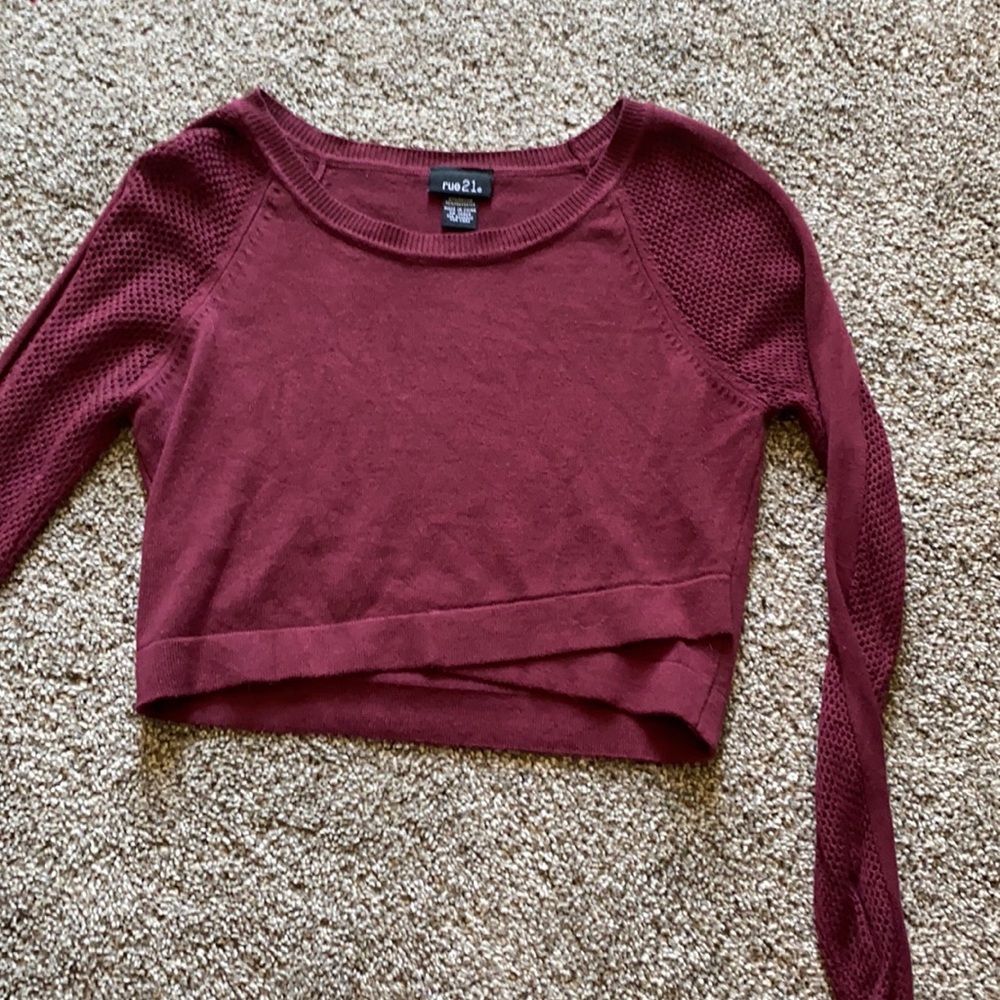 Rue 21 purple crop top